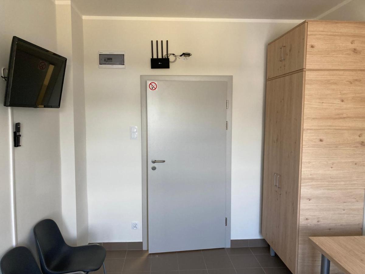 Hostel Przy Stadionie Jaworzno Luaran gambar