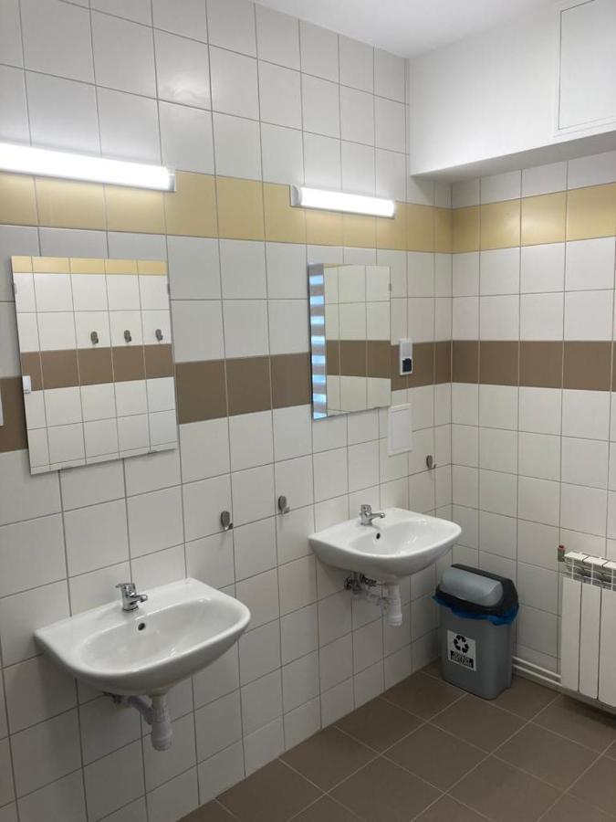 Hostel Przy Stadionie Jaworzno Luaran gambar